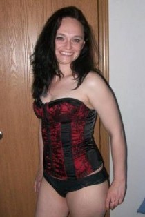 , 23  female escort, thunderbay